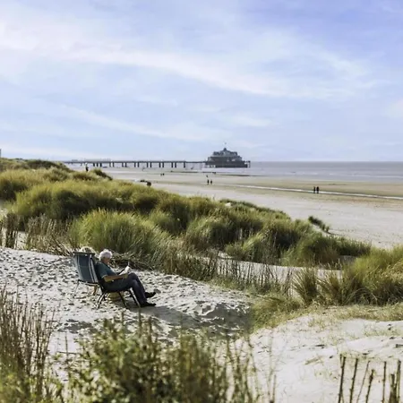 Sea-view With Garage Apartment Blankenberge